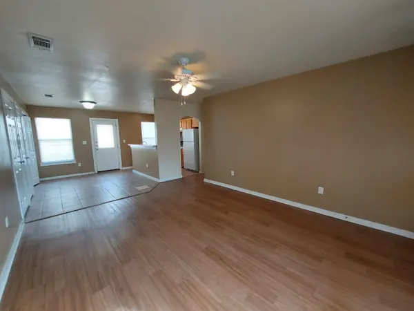 217 South Avenue S, Marble Falls, TX 78654