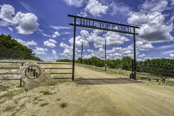 1662 Hill Top TRL, San Saba, TX 76877-0000