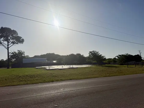 1519 Lakeview Dr, Tow, TX 78672