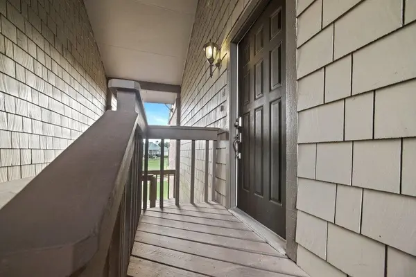 100 Uplift #4, Horseshoe Bay, TX 78657