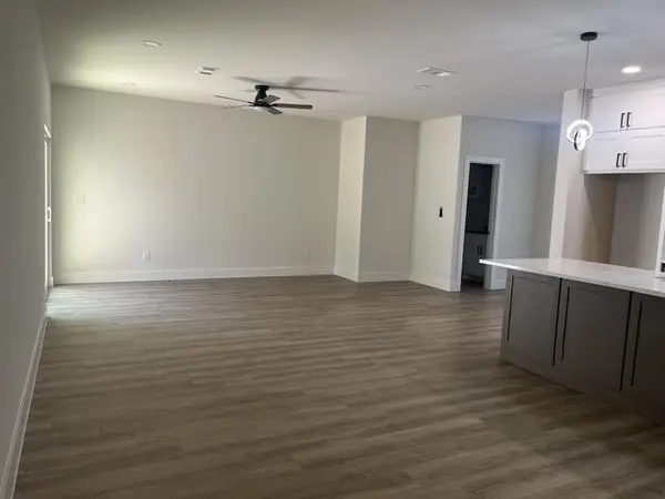 804 Hi Circle W, Horseshoe Bay, TX 78657