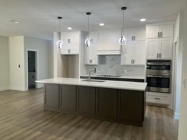 804 Hi Circle W, Horseshoe Bay, TX 78657
