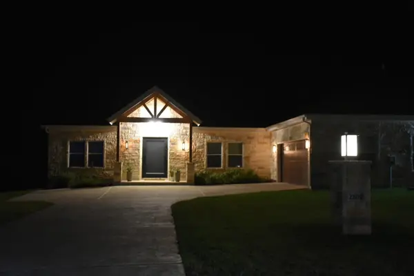 2205 Mountain Dew RD, Horseshoe Bay, TX 78657