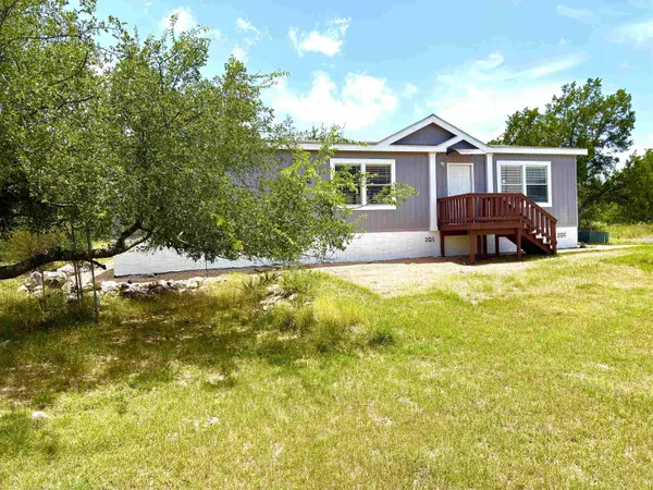 2203 25th ST, Horseshoe Bay, TX 78657-9999