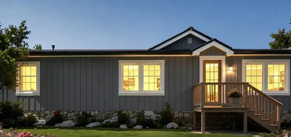 2203 25th ST, Horseshoe Bay, TX 78657-9999