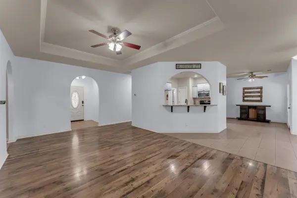 145 Chaumont ST, Kingsland, TX 78639