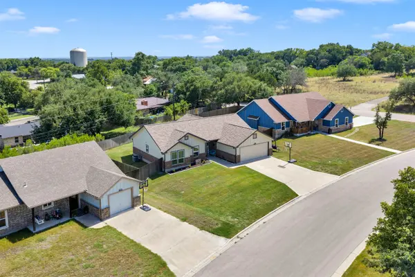 1106 Limestone DR, Lampasas, TX 76550
