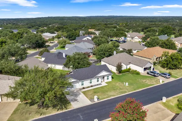 102 Fox Cir, Burnet, TX 78611