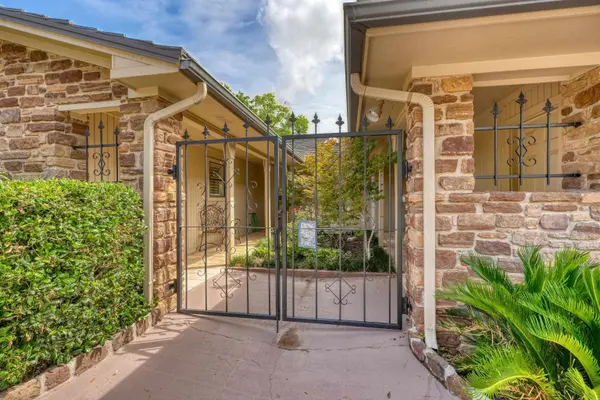 618 Hi Stirrup, Horseshoe Bay, TX 78657