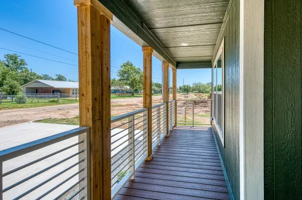 1200 E Green ST, Llano, TX 78643