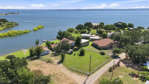 220 Hummingbird CIR, Buchanan Dam, TX 78609
