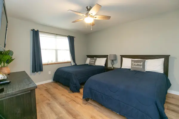 104 Cove E Unit 103, Horseshoe Bay, TX 78657