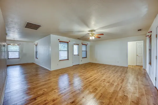 2224 Ridgeview, Kingsland, TX 78639