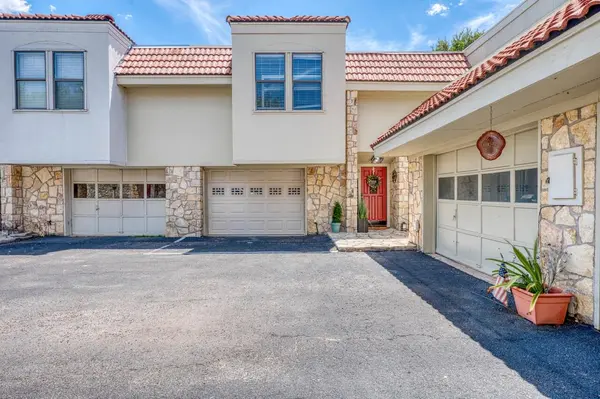 200 Free Rein, Horseshoe Bay, TX 78657