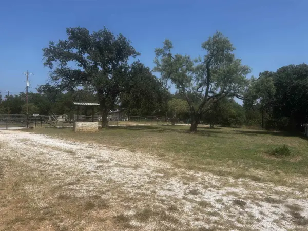 571 Rosela DR, Buchanan Dam, TX 78609