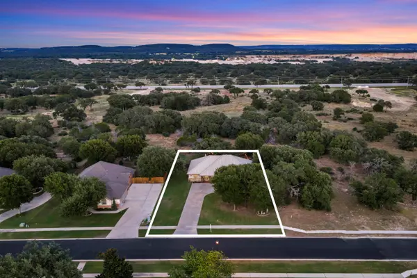 252 Sunday Dr DR, Burnet, TX 78611