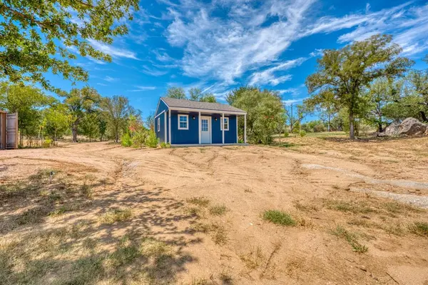 209 River Park DR, Llano, TX 78643