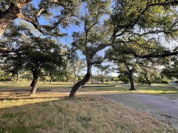 110 Wolf Run, Burnet, TX 78611