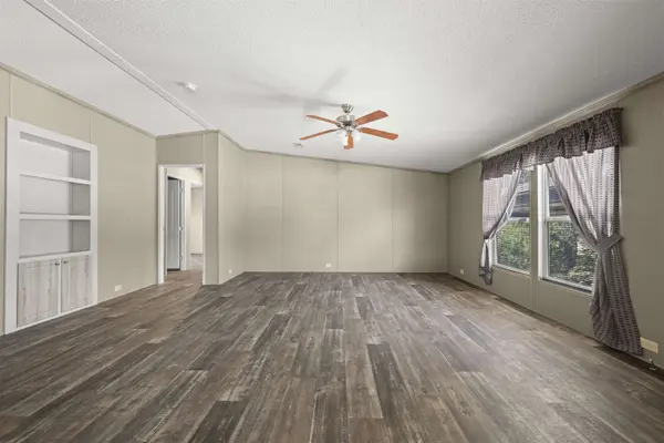 2220 Doe ST, Horseshoe Bay, TX 78657