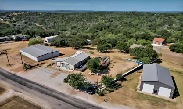 106 Sunrise DR, Sunrise Beach, TX 78643