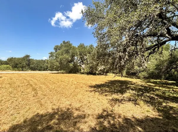 LT W21035A Sunray, Horseshoe Bay, TX 78657