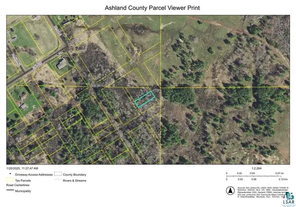 Ellis Ave, Ashland, WI 54806