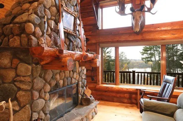 7236 Far North Rd, Orr, MN 55771