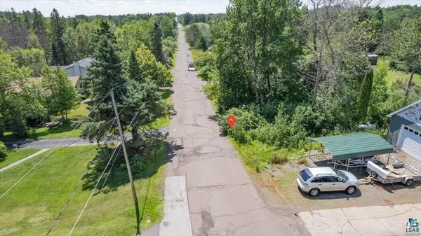xxx Chambersburg Ave, Duluth, MN 55811