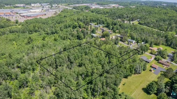 xxx Chambersburg Ave, Duluth, MN 55811