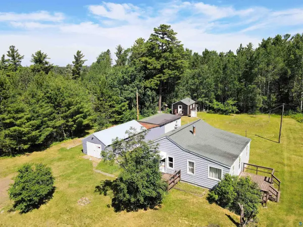 9724 Highway 1, Isabella, MN 55607