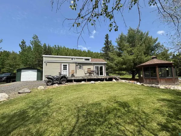 9442 Bear Ridge Dr, Orr, MN 55771