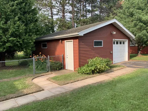 3277 Highway 210, Sawyer, MN 55720