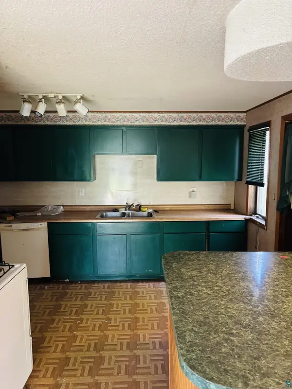 1922 Iowa Ave, Superior, WI 54880