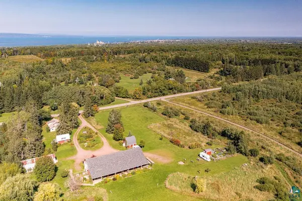 60445 W Summit Rd, Ashland, WI 54806