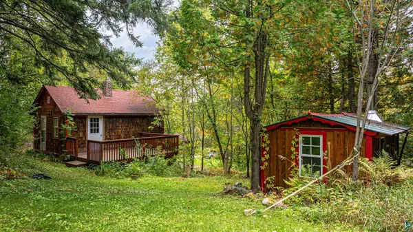 52 W Chandler Rd, Ely, MN 55731