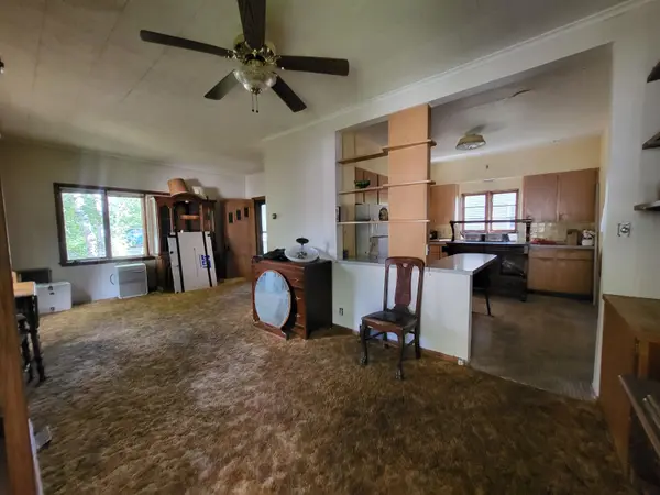 111 Carrie Ave, Eveleth, MN 55734