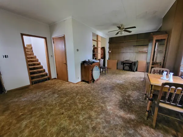 111 Carrie Ave, Eveleth, MN 55734