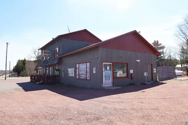 22195 Hwy 63, Grand View, WI 54839