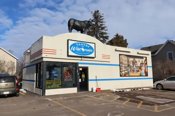 601 Lake Shore Dr E, Ashland, WI 54806