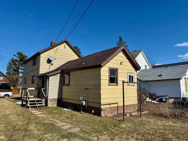 711 3rd Ave W, Ashland, WI 54806