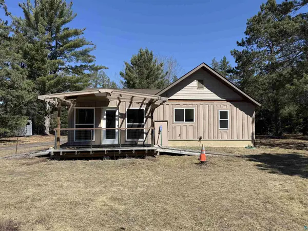 7620 E County Rd T, Wascott, WI 54838