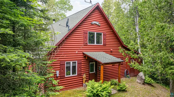 3003 Burntside Ridge Rd, Ely, MN 55731