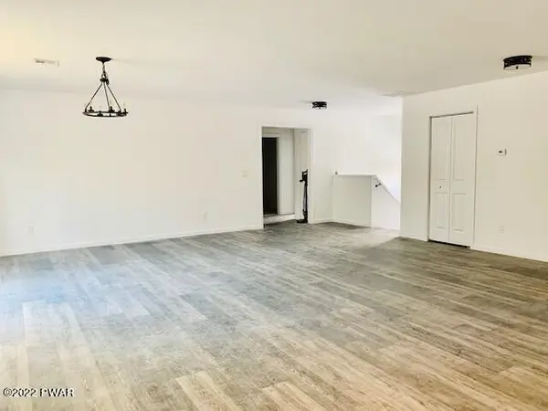 246 Aspen DR, Milford, PA 18337