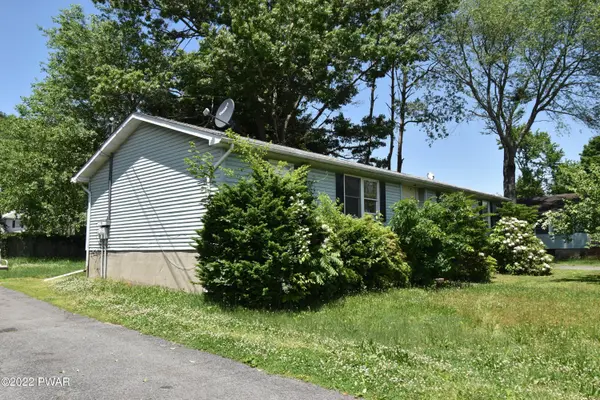 805 Avenue K, Matamoras, PA 18336