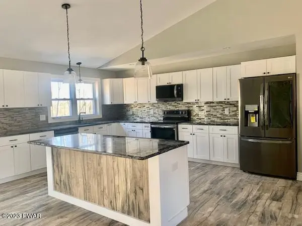 121 Gwinnett RD, Milford, PA 18337