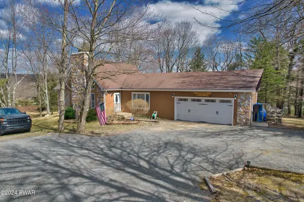 1404 Rt 390, Greentown, PA 18426