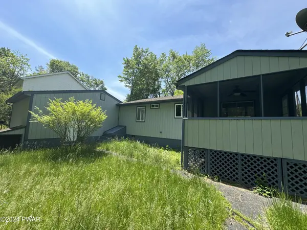 138 Edward Smith BLVD, East Stroudsburg, PA 18302