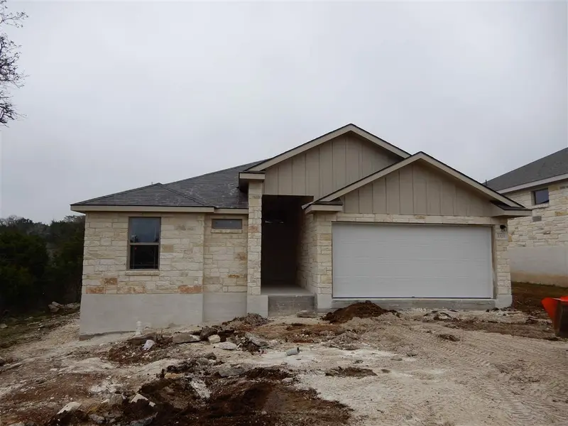 1323 Primrose Ln, Marble Falls, TX 78654