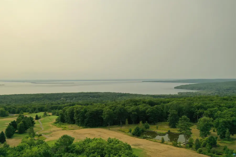 84xxx Raspberry Ln, Bayfield, WI 54814