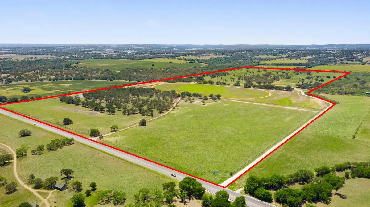 485 Fulton Ranch RD, Fredericksburg, TX 78671